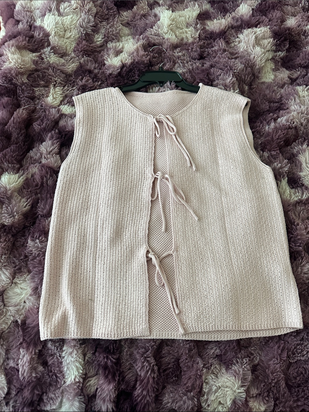 Tie-Front Knit Vest In Light Blush